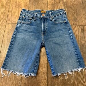 MOTHER The Mid Rise Rambler Denim Shorts Size 25